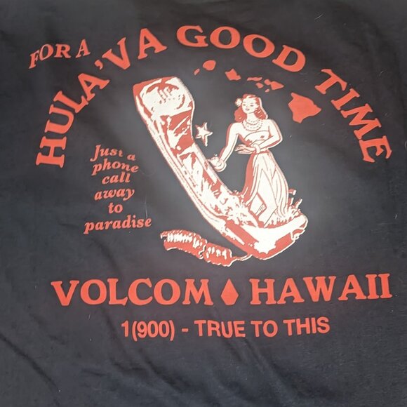 VOLCOM - HAWAII For A Hula Va Good Tme Hawaiian Girl Mens T Shirt Size M - Picture 1 of 4